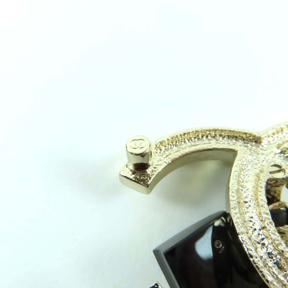 CHANEL Authentic Black Logo Brooch - Picture 7 of 8